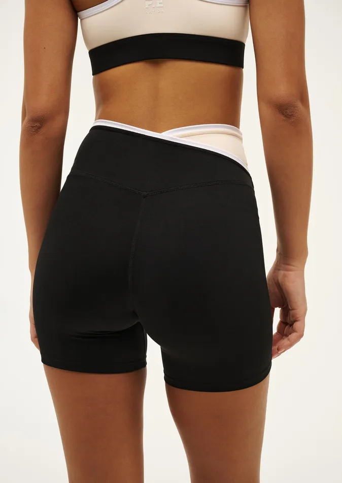 ActivewearShorts Women PE Nation STATUS 58243 BIKE SHORT IN BLACK