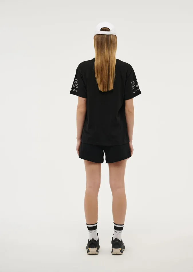 Baseline MONEYBALL TEE IN BLACK PE Nation Women