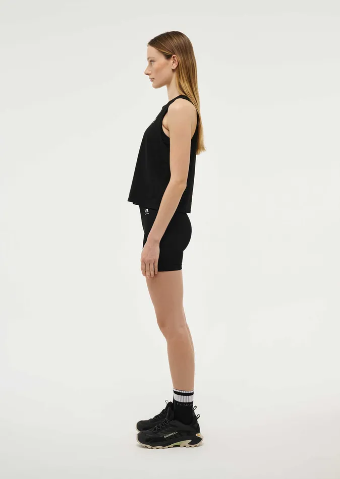 Baseline PE Nation Women AERO TANK IN BLACK