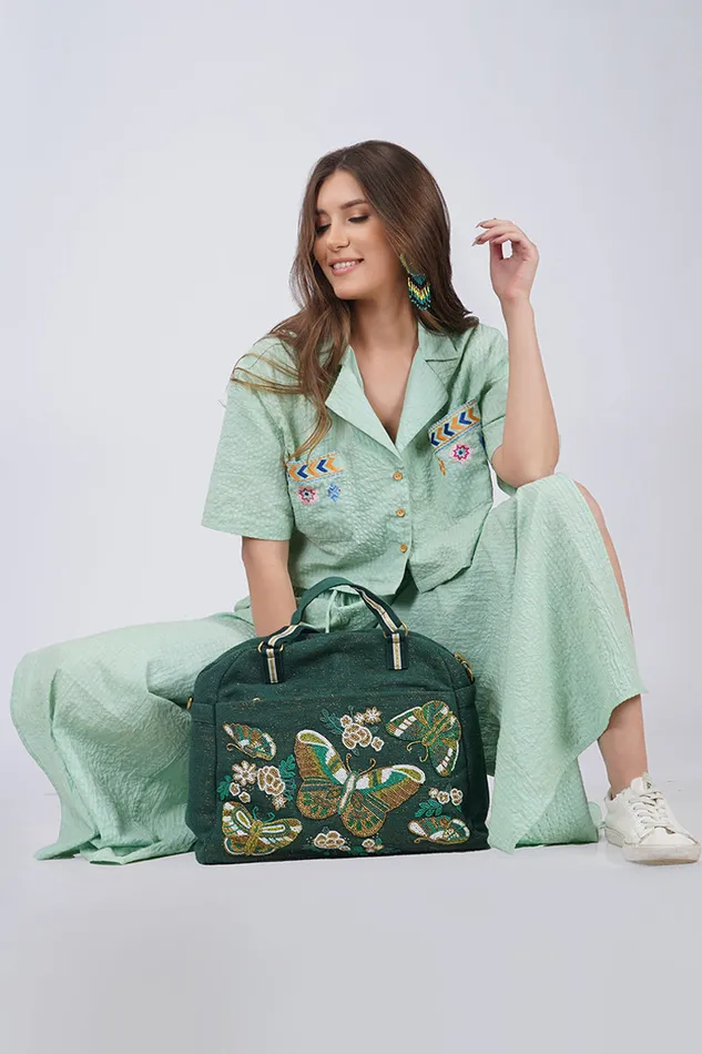 Beach Bags Women America and Beyond Fly Free Travel Bag with Eye Mask