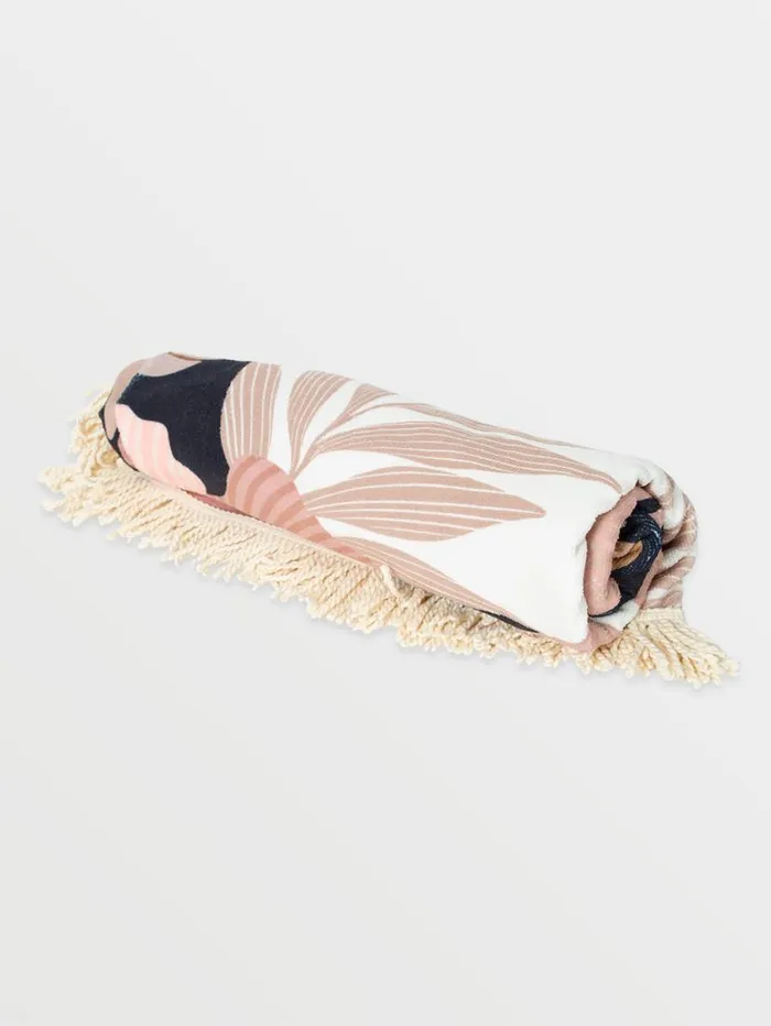 Beach Blanket 8211 Peach Kids Volcom Accessories