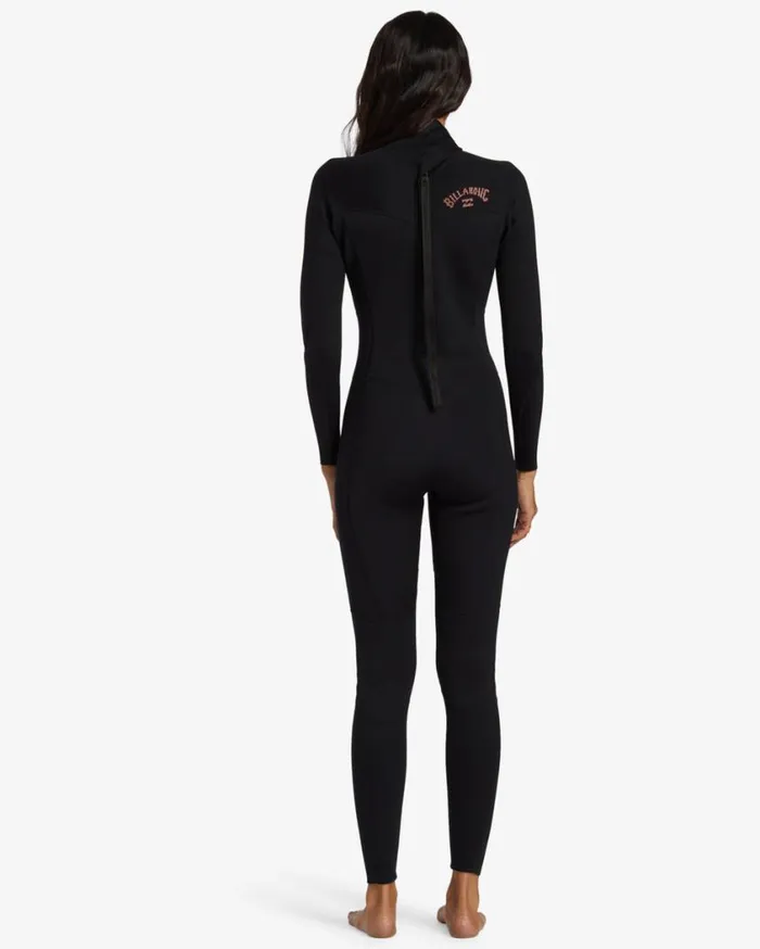 Billabong 32mm Foil Back Zip Wetsuit Black Womens Wetsuits Billabong 32mm Foil Back Zip Wetsuit Black Womens Wetsuits