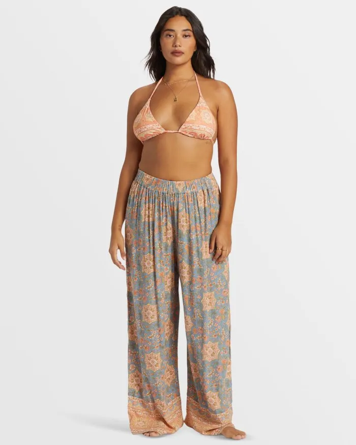 Billabong Follow Me 2 Elastic Waist Pants Western Sky Womens Jeans and Pants Billabong Follow Me 2 Elastic Waist Pants Western Sky Womens Jeans and Pants