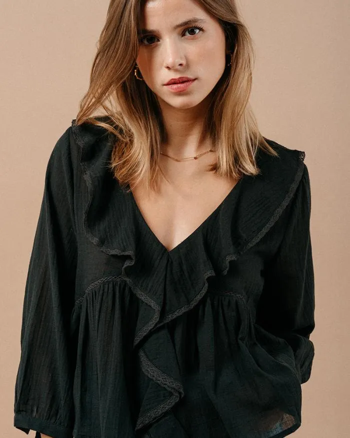 BLOUSE NOIR MEMORY Shop Grace and Mila Ruffled Blouses