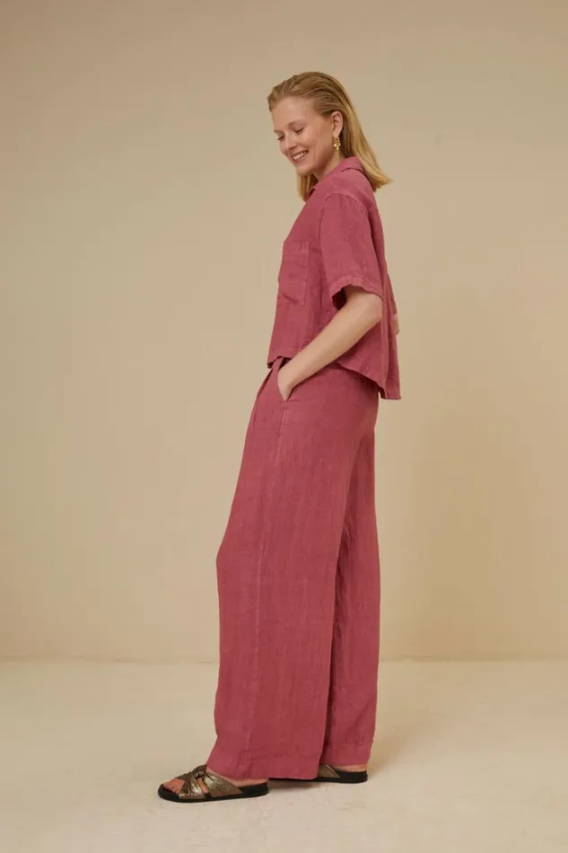 ByBar Blouses Vrouwelijk Cris Linen Blouse Raspberry ByBar Blouses Vrouwelijk Cris Linen Blouse Raspberry