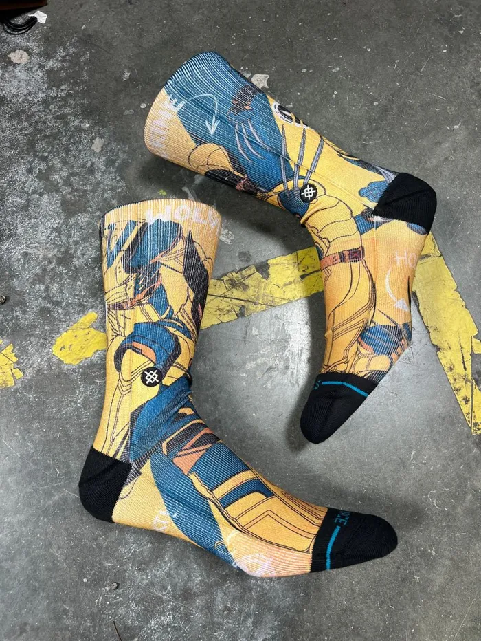 Deadpool X Stance Poly Crew Socks Deadpool Wolverine 8211 Yellow MenWomen Stance Crew