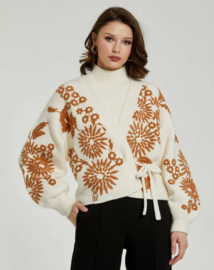 Knitwear Cropped Knit Cardigan With Floral Details Ecru Mac Duggal Women