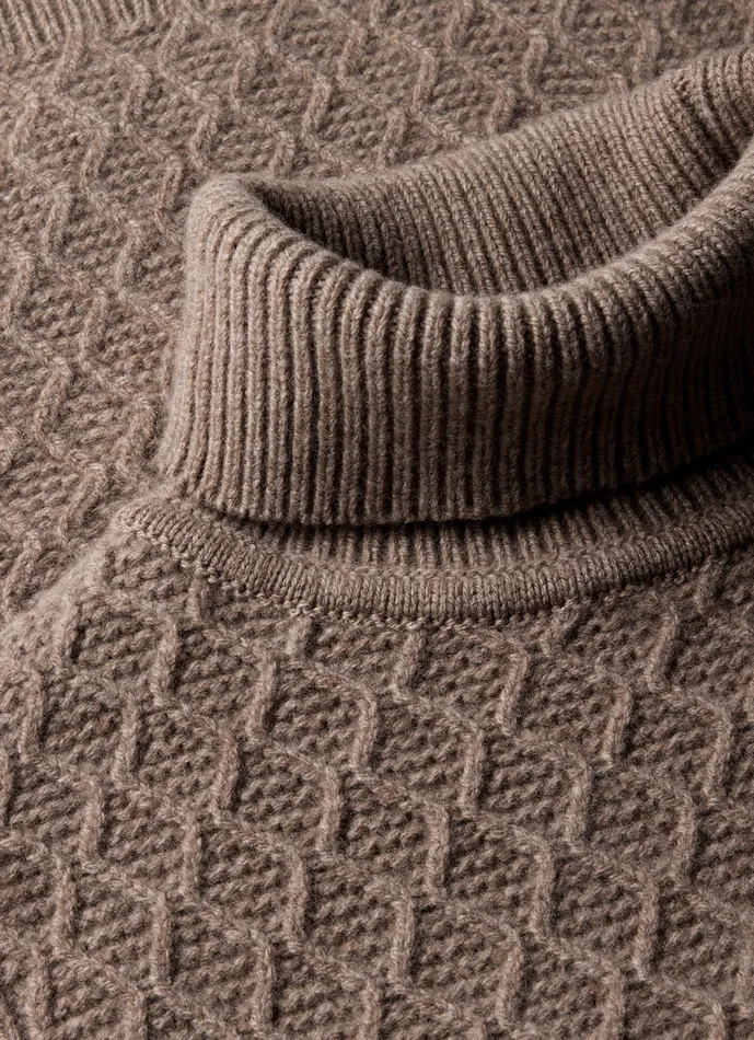 Knitwear ussunspel Men Sunspel x WM Brown Aran Roll Neck Natural Brown Knitwear ussunspel Men Sunspel x WM Brown Aran Roll Neck Natural Brown