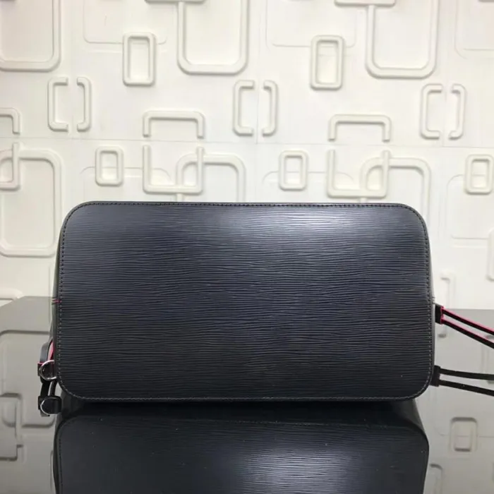 Louis Vuitton Neverfull MM Bag In Noir Epi Leather M54185 8211 Louis Vuitton Handbag Store Women Louis Vuitton Neverfull Bag