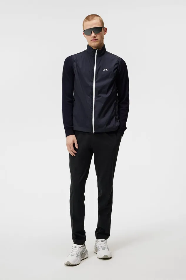 Men Ash Light Packable Vest JL Navy JLindeberg Gilets Men Ash Light Packable Vest JL Navy JLindeberg Gilets