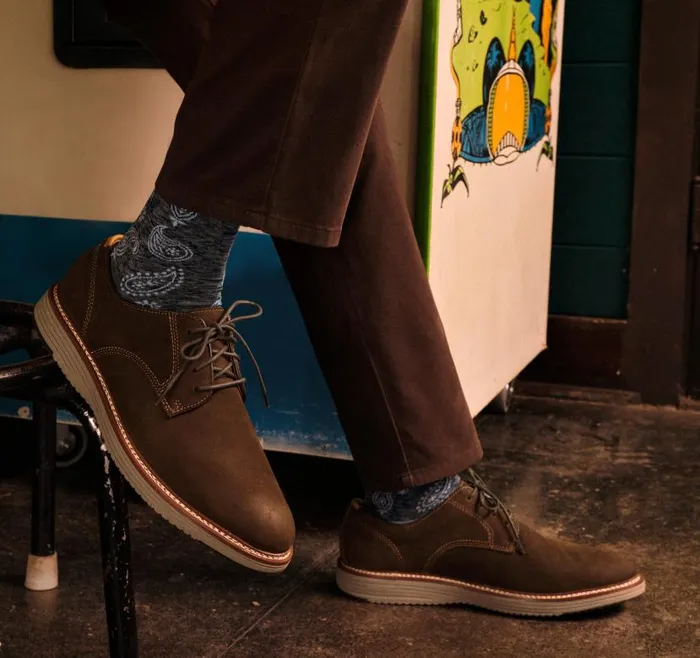 Men Johnston and Murphy LaceUps Upton Plain Toe Dark Brown Nubuck Men Johnston and Murphy LaceUps Upton Plain Toe Dark Brown Nubuck