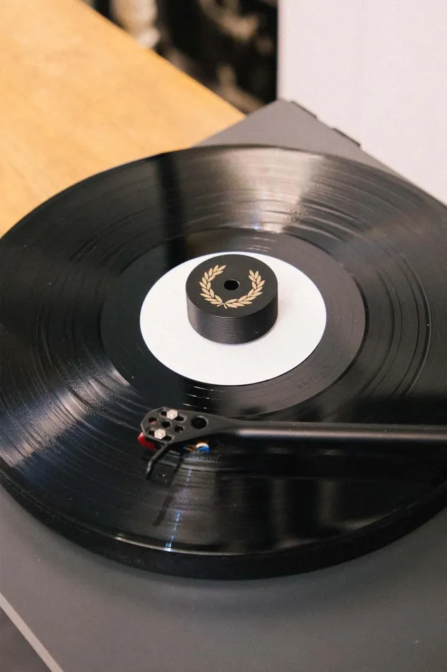 Men Record Weight Black Fred Perry Accessories