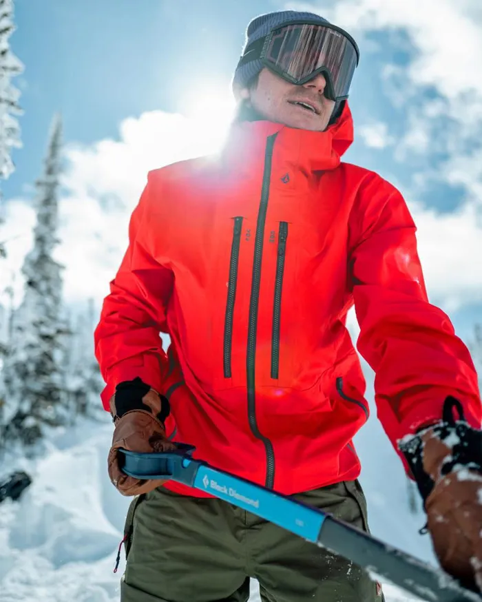Mens Guide GoreTex Jacket 8211 Crimson Mens Volcom Jackets