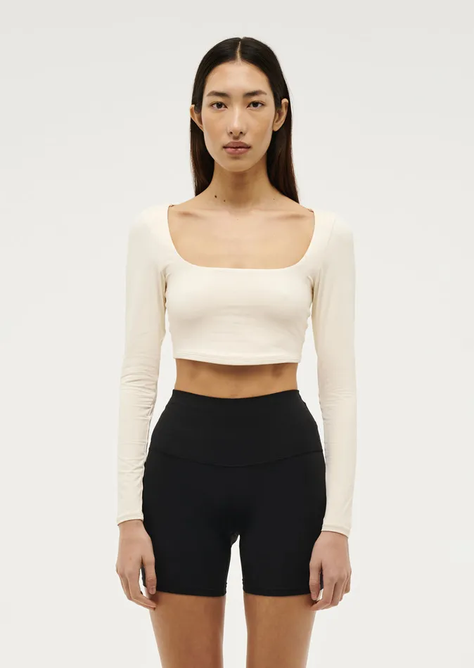 PE Nation LongSleeveTops Women BALANCE LONG SLEEVE TOP IN WHISPER WHITE