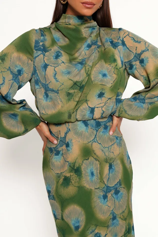 Petal and Pup Perrie Long Sleeve Midi Dress Green Women Long Sleeve Dresses