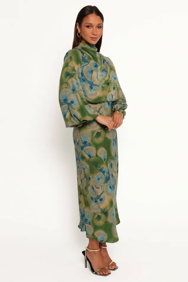Petal and Pup Perrie Long Sleeve Midi Dress Green Women Long Sleeve Dresses