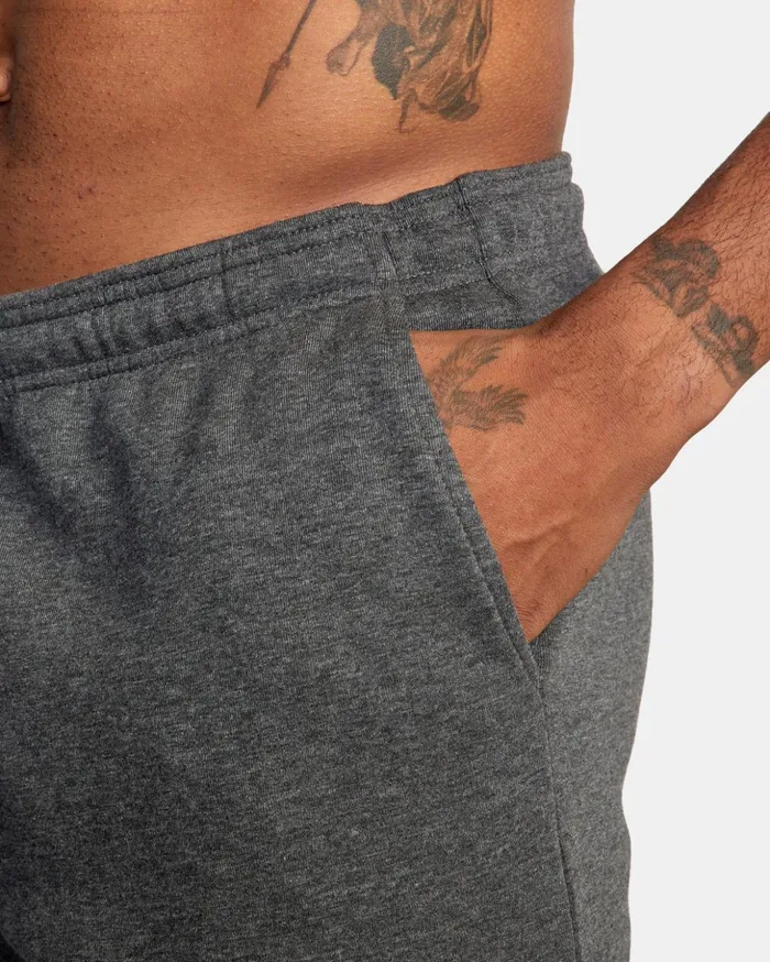 RVCA Shorts Hybrids Sport Elastic Waist Walkshorts IV 19034 Smokey Grey Heather 8211 Men RVCA Shorts Hybrids Sport Elastic Waist Walkshorts IV 19034 Smokey Grey Heather 8211 Men