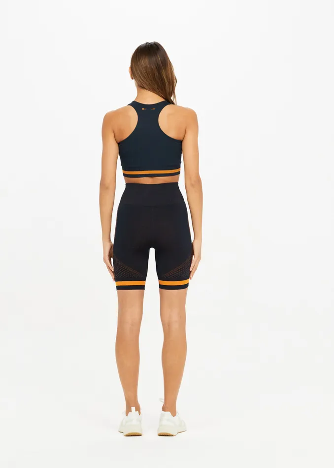 Shorts SEAMLESS SPIN SHORT THE UPSIDE Women Shorts SEAMLESS SPIN SHORT THE UPSIDE Women
