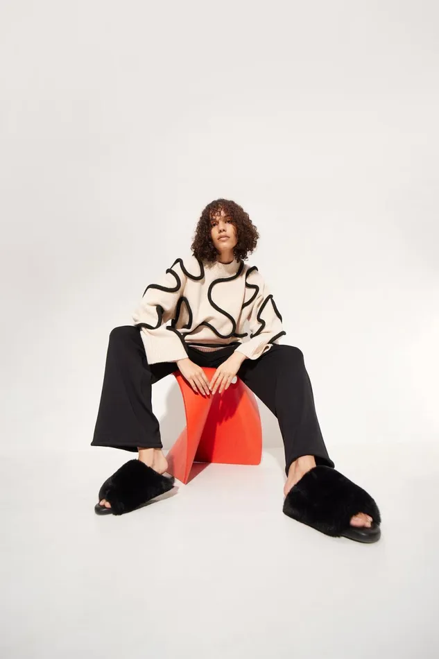 Simon Miller Knitwear Women Simon Miller Leith Squiggle Knit Sweater In CreamBlack Simon Miller Knitwear Women Simon Miller Leith Squiggle Knit Sweater In CreamBlack