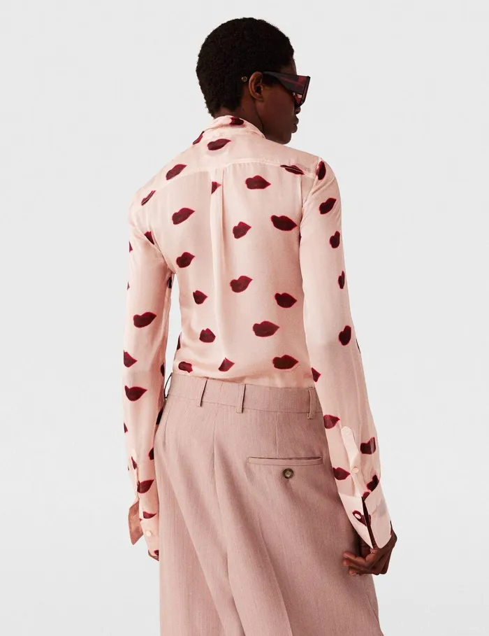 Stella McCartney Shirts And Tops Women LongSleeve Lips Print Top Dusty Pink And Red Stella McCartney Shirts And Tops Women LongSleeve Lips Print Top Dusty Pink And Red