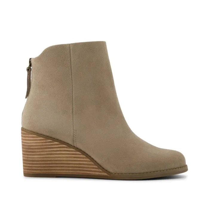 Toms Boots and Booties Casey Ankle Boot Dune Suede 8211 Women