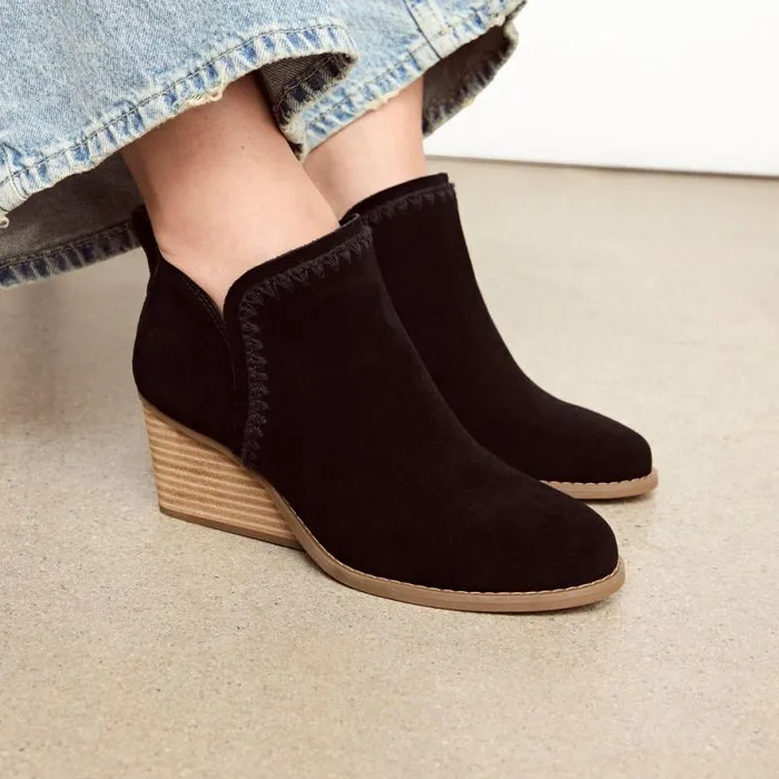 Toms Boots and Booties Kaia Wedge Ankle Boot Suede Black 8211 Women Toms Boots and Booties Kaia Wedge Ankle Boot Suede Black 8211 Women