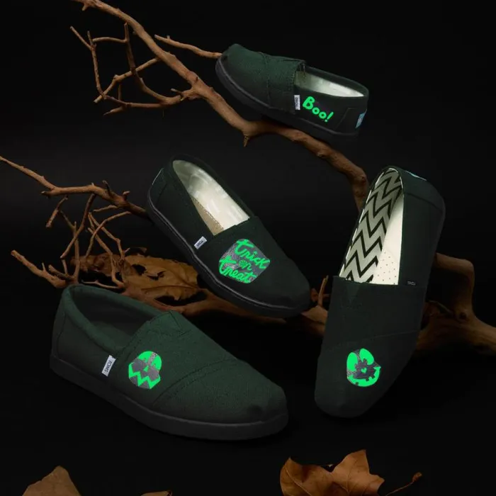 Toms Shoe Tattoos TOMS Shoe Tattoos 2 Pack Halloween Glow In The Dark White 8211 Gear Toms Shoe Tattoos TOMS Shoe Tattoos 2 Pack Halloween Glow In The Dark White 8211 Gear