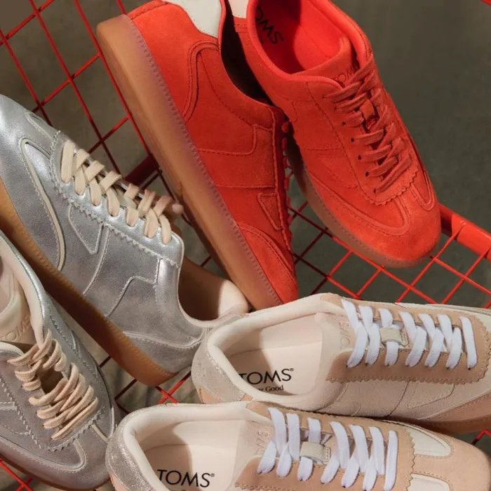 Toms Sneakers Collins Casual LaceUp Sneaker Flame Suede And Leather 8211 Women Toms Sneakers Collins Casual LaceUp Sneaker Flame Suede And Leather 8211 Women