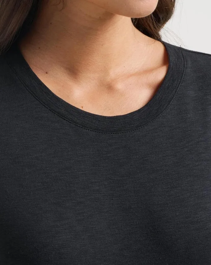 TravisMathew CLOUD JERSEY TEE Black Women Tees