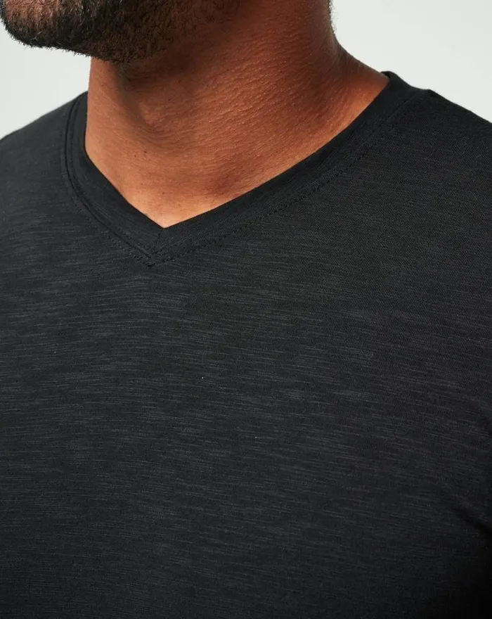 TravisMathew CLOUD TEE Black Men Tees TravisMathew CLOUD TEE Black Men Tees
