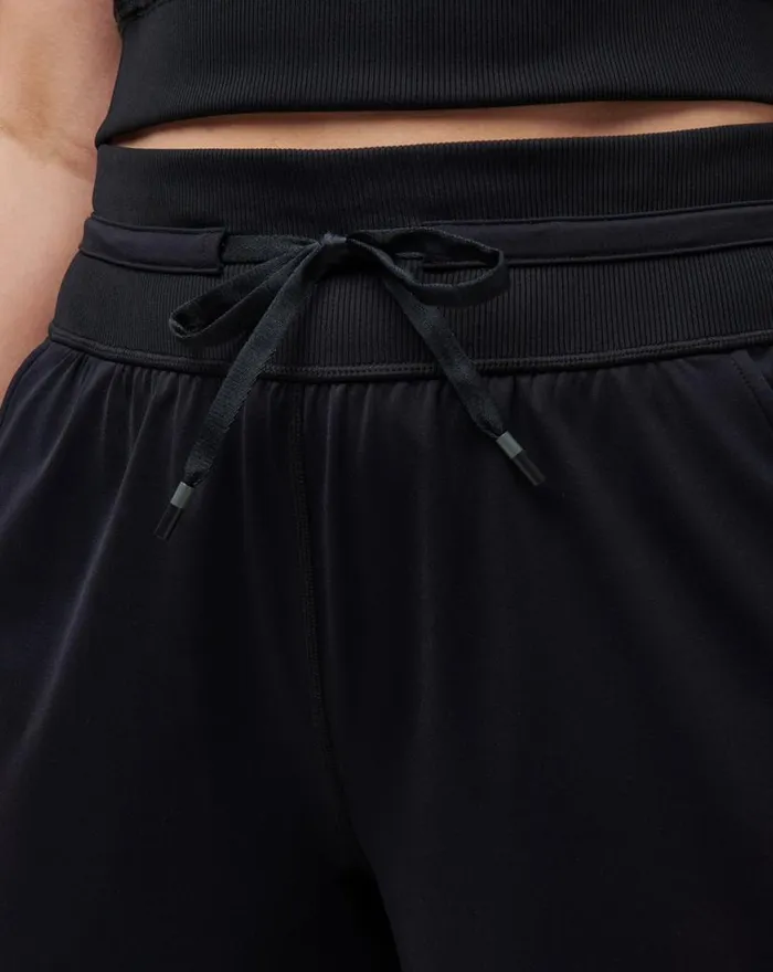 TravisMathew MOVEKNIT TIE SHORT Black Women Shorts TravisMathew MOVEKNIT TIE SHORT Black Women Shorts