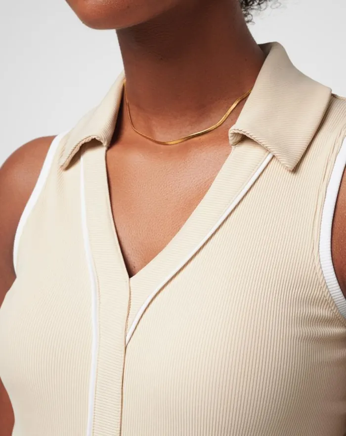 TravisMathew SIP AND SEA MOVEKNIT SLEEVELESS POLO Brazilian Sand Women Polos TravisMathew SIP AND SEA MOVEKNIT SLEEVELESS POLO Brazilian Sand Women Polos