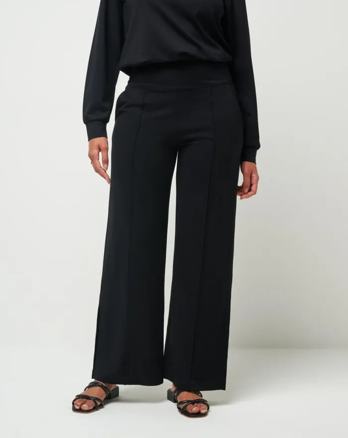 TravisMathew SPA DAY PANT Black Women Pants TravisMathew SPA DAY PANT Black Women Pants