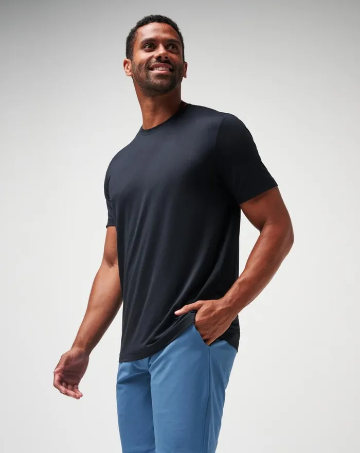TravisMathew WANDERLUST SHORT 9IN Copen Blue Men Shorts TravisMathew WANDERLUST SHORT 9IN Copen Blue Men Shorts