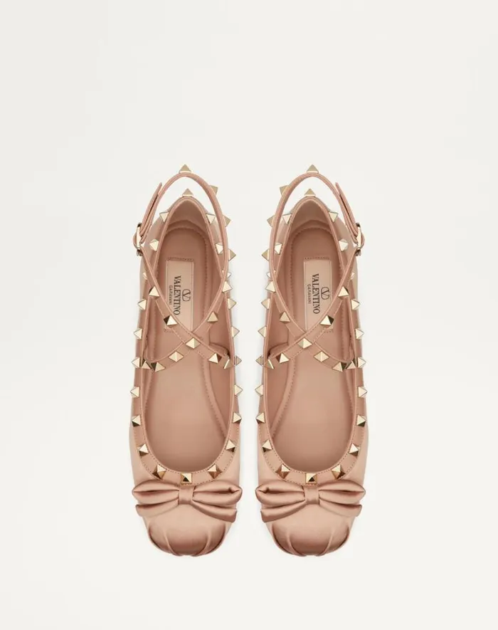 Valentino Ballerinas Woman Rockstud Satin Ballerina For Woman In Rose Cannelle Rose Cannelle Valentino Ballerinas Woman Rockstud Satin Ballerina For Woman In Rose Cannelle Rose Cannelle