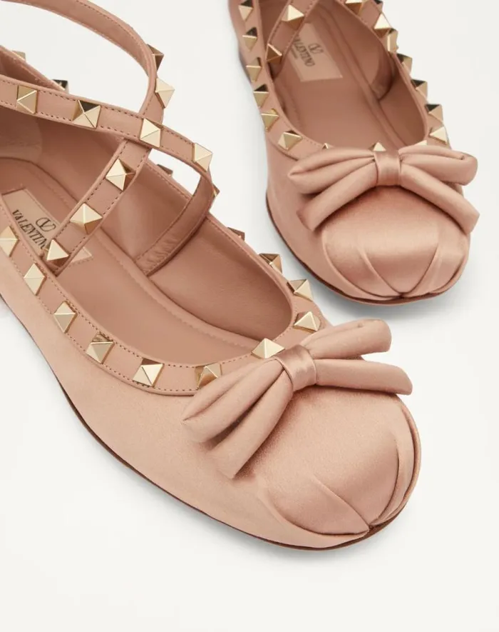 Valentino Ballerinas Woman Rockstud Satin Ballerina For Woman In Rose Cannelle Rose Cannelle Valentino Ballerinas Woman Rockstud Satin Ballerina For Woman In Rose Cannelle Rose Cannelle