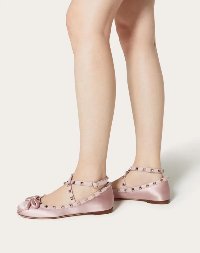 Valentino Ballerinas Woman Rockstud Satin Ballerina For Woman In Rose Cannelle Rose Cannelle Valentino Ballerinas Woman Rockstud Satin Ballerina For Woman In Rose Cannelle Rose Cannelle