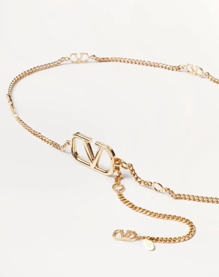 Valentino Belts Woman Vlogo Signature Chain Belt For Woman In Gold Gold Valentino Belts Woman Vlogo Signature Chain Belt For Woman In Gold Gold