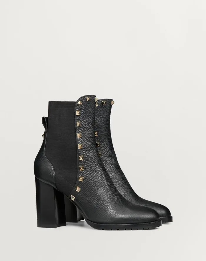 Valentino Boots Woman Rockstud Grainy Calfskin Ankle Boot 80 Mm For Woman In Black Black Valentino Boots Woman Rockstud Grainy Calfskin Ankle Boot 80 Mm For Woman In Black Black