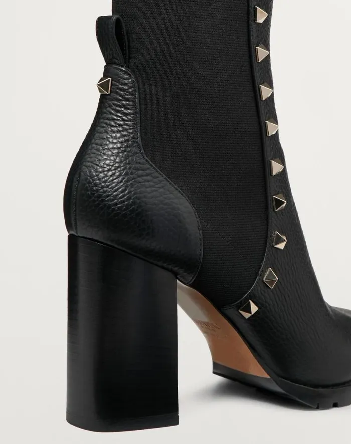 Valentino Boots Woman Rockstud Grainy Calfskin Ankle Boot 80 Mm For Woman In Black Black Valentino Boots Woman Rockstud Grainy Calfskin Ankle Boot 80 Mm For Woman In Black Black