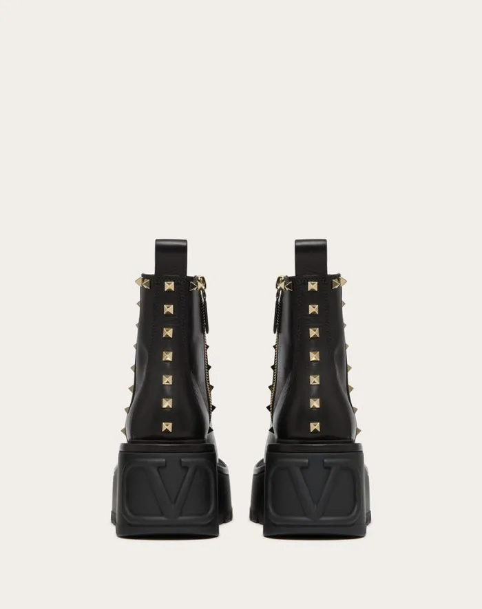 Valentino Boots Woman Uniqueform Calfskin Ankle Boot 85 Mm For Woman In Black Black Valentino Boots Woman Uniqueform Calfskin Ankle Boot 85 Mm For Woman In Black Black