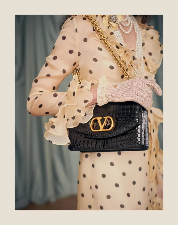 Valentino Dresses Woman Short Dress In Organza With Polka Dot Print For Woman In Ivoryblack Ivoryblack Valentino Dresses Woman Short Dress In Organza With Polka Dot Print For Woman In Ivoryblack Ivoryblack