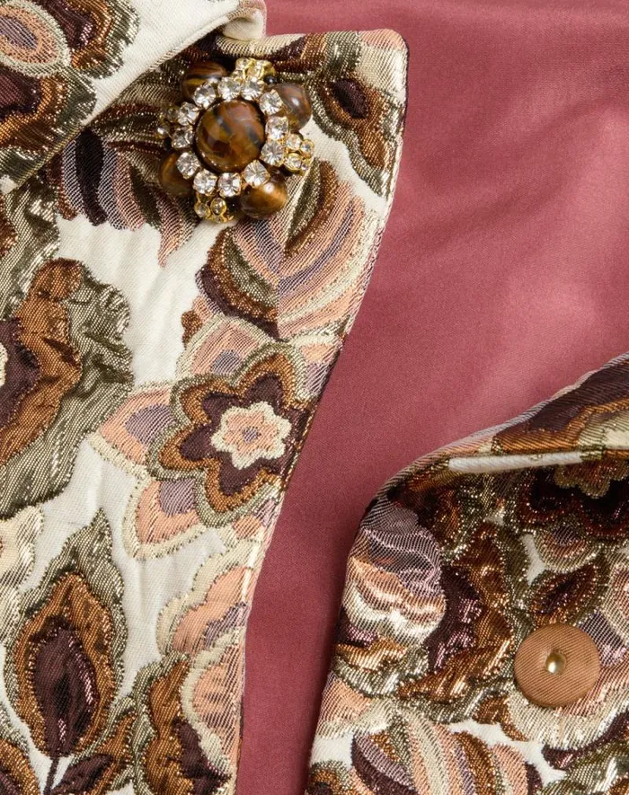 Valentino Jackets And Blazers Woman Apres L039hiver Matelasse039 Rose Lurex Jacket For Woman In Lattepink Lurex Lattepink Lurex Valentino Jackets And Blazers Woman Apres L039hiver Matelasse039 Rose Lurex Jacket For Woman In Lattepink Lurex Lattepink Lurex