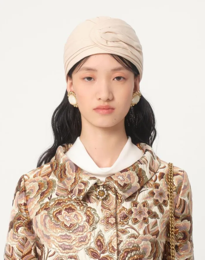 Valentino Jackets And Blazers Woman Apres L039hiver Matelasse039 Rose Lurex Jacket For Woman In Lattepink Lurex Lattepink Lurex Valentino Jackets And Blazers Woman Apres L039hiver Matelasse039 Rose Lurex Jacket For Woman In Lattepink Lurex Lattepink Lurex