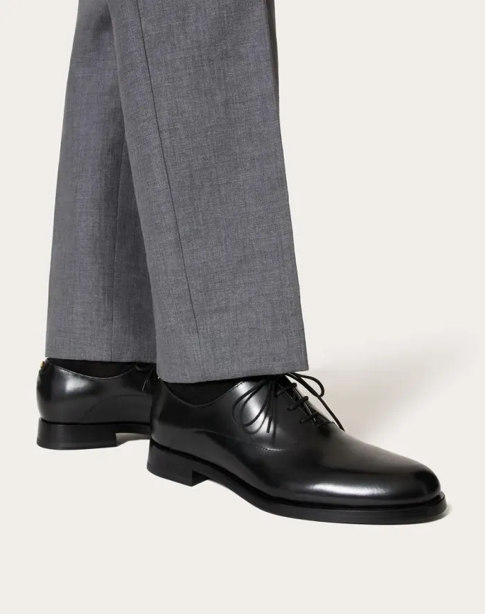 Valentino Laceups And Loafers Man Mini Vlogo Signature Derby In Calfskin For Man In Black Black Valentino Laceups And Loafers Man Mini Vlogo Signature Derby In Calfskin For Man In Black Black
