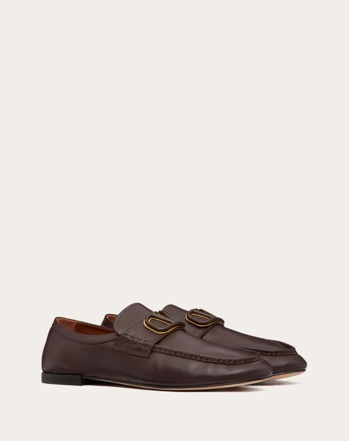 Valentino Laceups And Loafers Man Vlogo Signature Calfskin Nappa Loafer For Man In Fondant Fondant Valentino Laceups And Loafers Man Vlogo Signature Calfskin Nappa Loafer For Man In Fondant Fondant