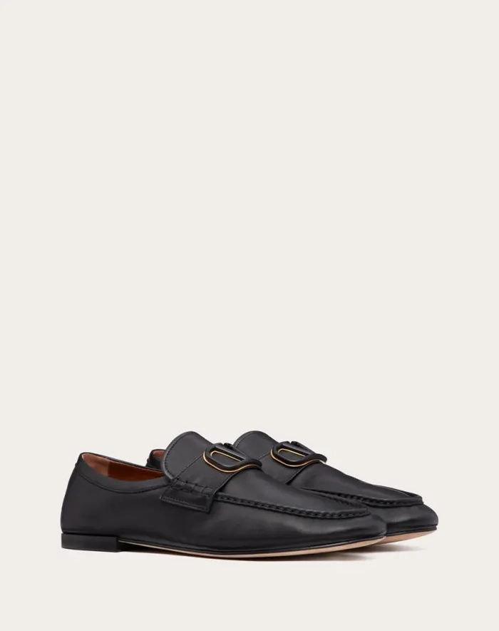 Valentino Laceups And Loafers Man Vlogo Signature Calfskin Nappa Loafer For Man In Fondant Fondant Valentino Laceups And Loafers Man Vlogo Signature Calfskin Nappa Loafer For Man In Fondant Fondant