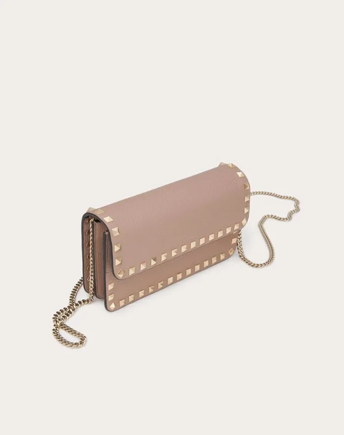 Valentino Mini Bags Woman Rockstud Grainy Calfskin Chain Pouch For Woman In Black Black