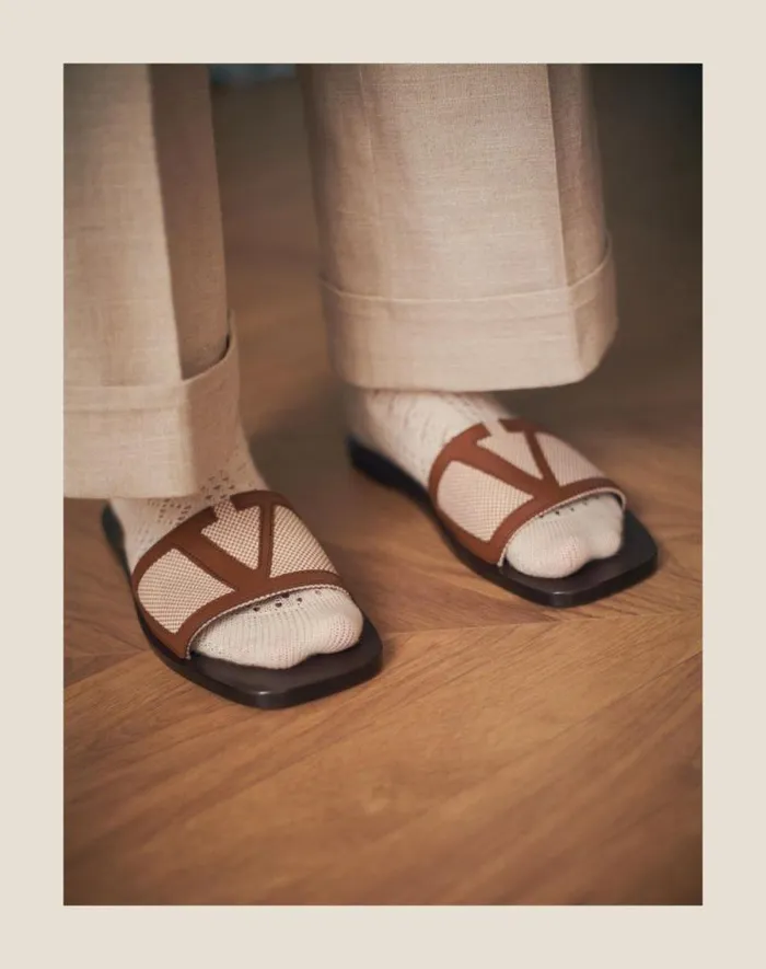 Valentino Sandals Man Viva Superstar Slide Sandal In Canvas Fabric And Nappa Leather For Man In Naturaltobacco Naturaltobacco Valentino Sandals Man Viva Superstar Slide Sandal In Canvas Fabric And Nappa Leather For Man In Naturaltobacco Naturaltobacco