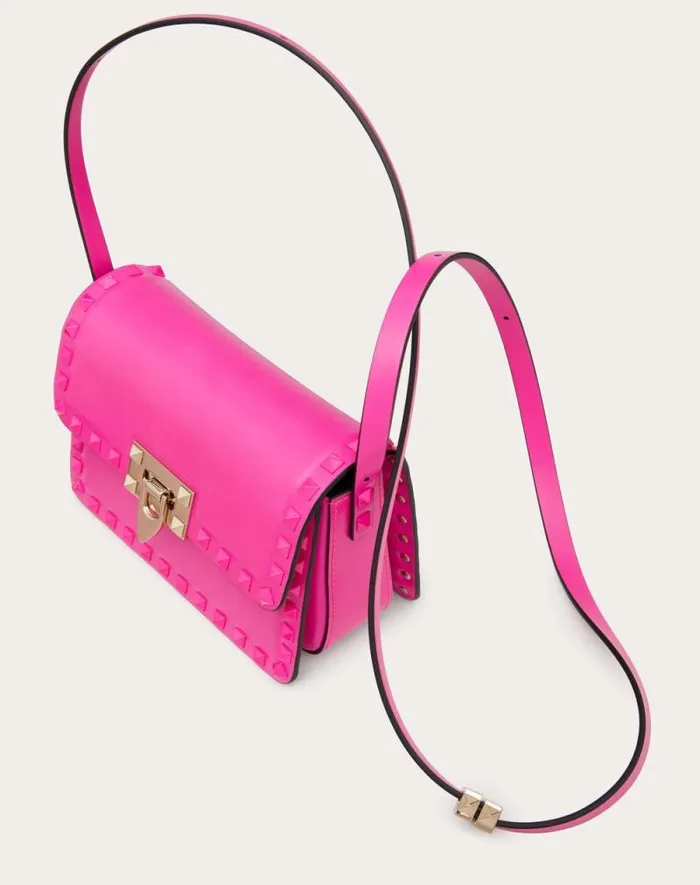 Valentino Shoulder Bags Woman Small Rockstud23 Smooth Calfskin Shoulder Bag For Woman In Pink Pp Pink Pp Valentino Shoulder Bags Woman Small Rockstud23 Smooth Calfskin Shoulder Bag For Woman In Pink Pp Pink Pp